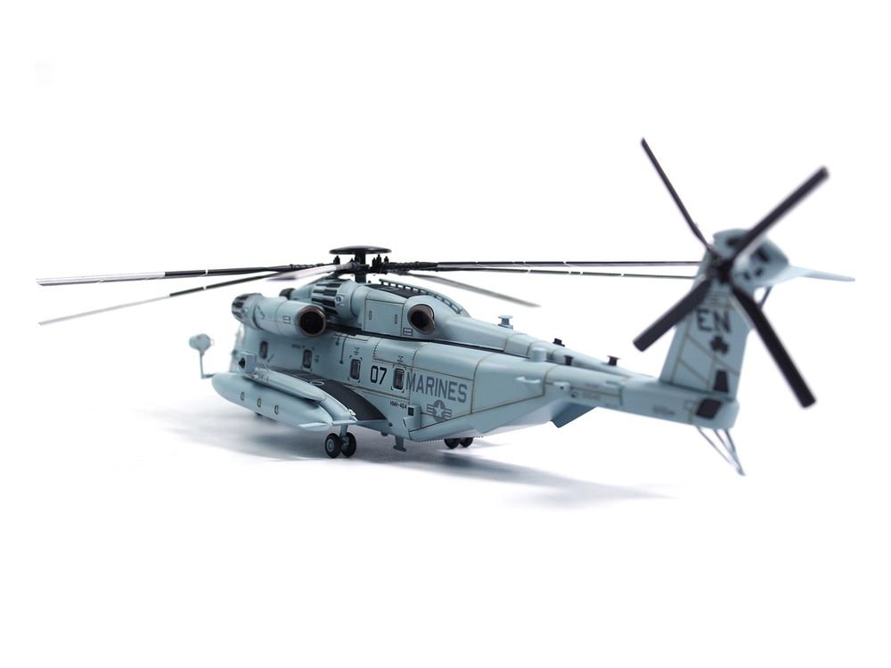 Sikorsky CH-53E Super Stallion Helicopter #07 "161542 HMH-464 Condors MCAS New River" (2008) United States Marine Corps 1/72 Diecast Model by Panzerkampf view 3