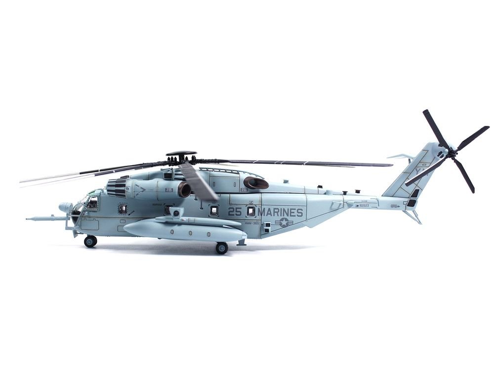Sikorsky CH-53E Super Stallion Helicopter #25 "162523 HMH-461 Ironhorse HMM-365 (Rein) 4th MEU (SOC) Kandahar Afghanistan Operation Enduring Freedom" (2008) United States Marine Corps 1/72 Diecast Model by Panzerkampf view 2