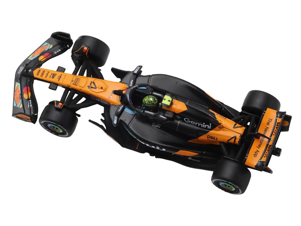 McLaren MCL39 #4 Lando Norris 3rd Place Formula One F1 "Abu Dhabi GP GP" (2025) "Drivers' World Champion 2025" with Pit Board 1/64 Model Car by Spark view 4