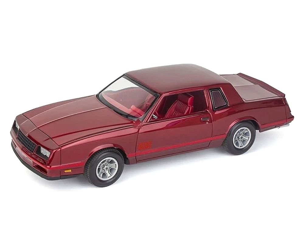 Level 4 Model Kit 1987 Chevrolet Monte Carlo SS 1/24 Scale Model by Revell view 2