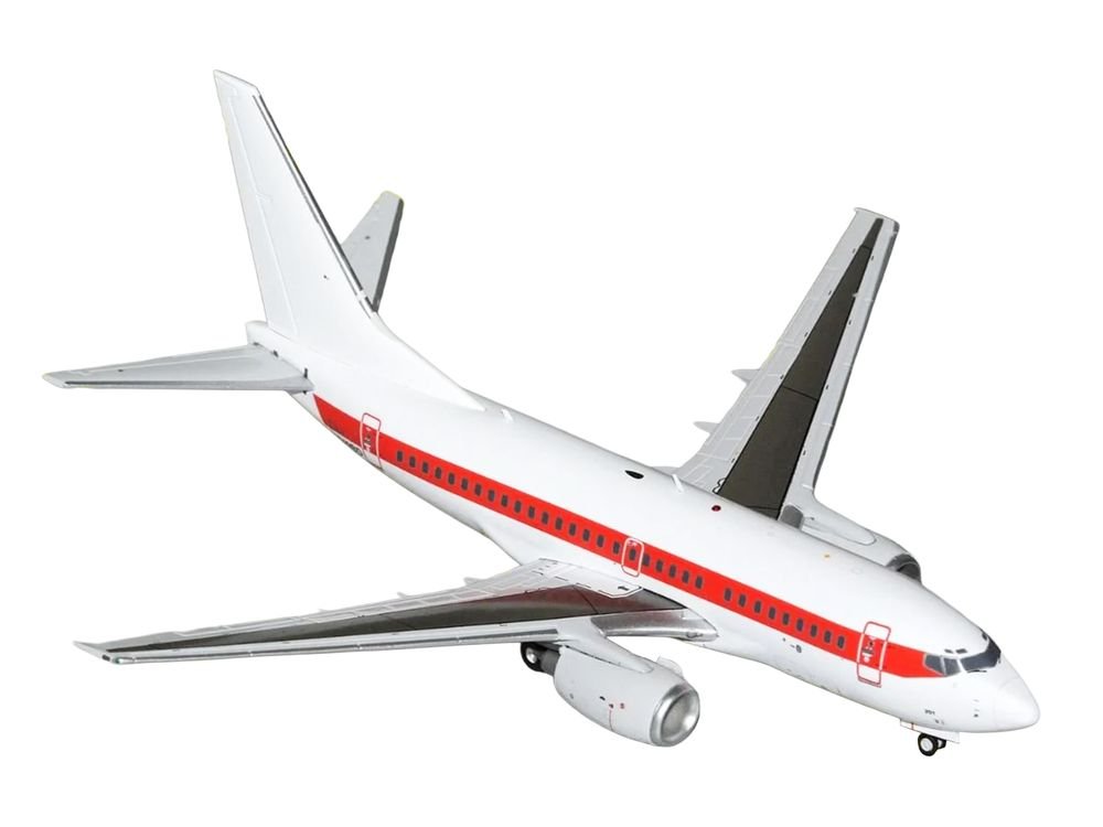 Boeing 737-600 Commercial Aircraft "EG&G - Janet Airlines" (N319BD) White with Red Stripes "Gemini 200" Series 1/200 Diecast Model Airplane by GeminiJets view 2