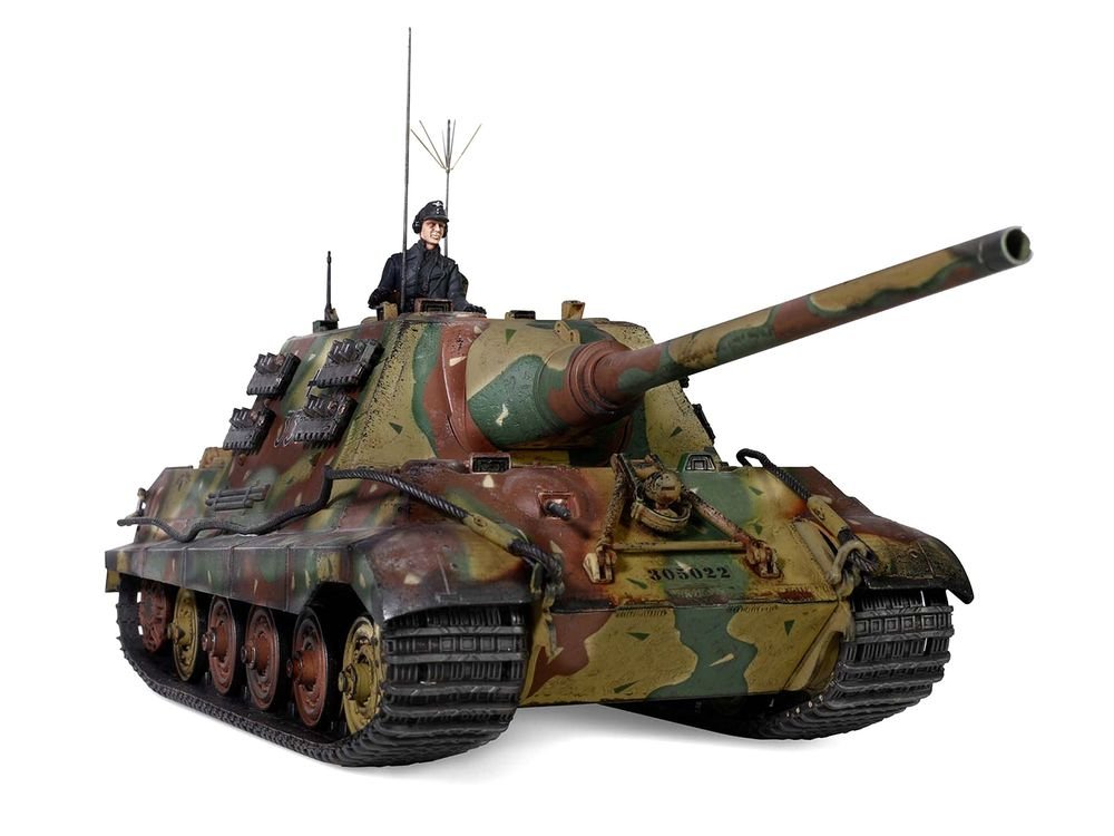 German Sd.Kfz.186 Panzerjager Tiger Ausf. B Heavy Tank "JagdTiger (Henschel suspension) No.331 sPzJgrAbt 653 Germany" (1945) German Army "Armored Fighting Vehicle" Series 1/32 Diecast Model by Forces of Valor view 3