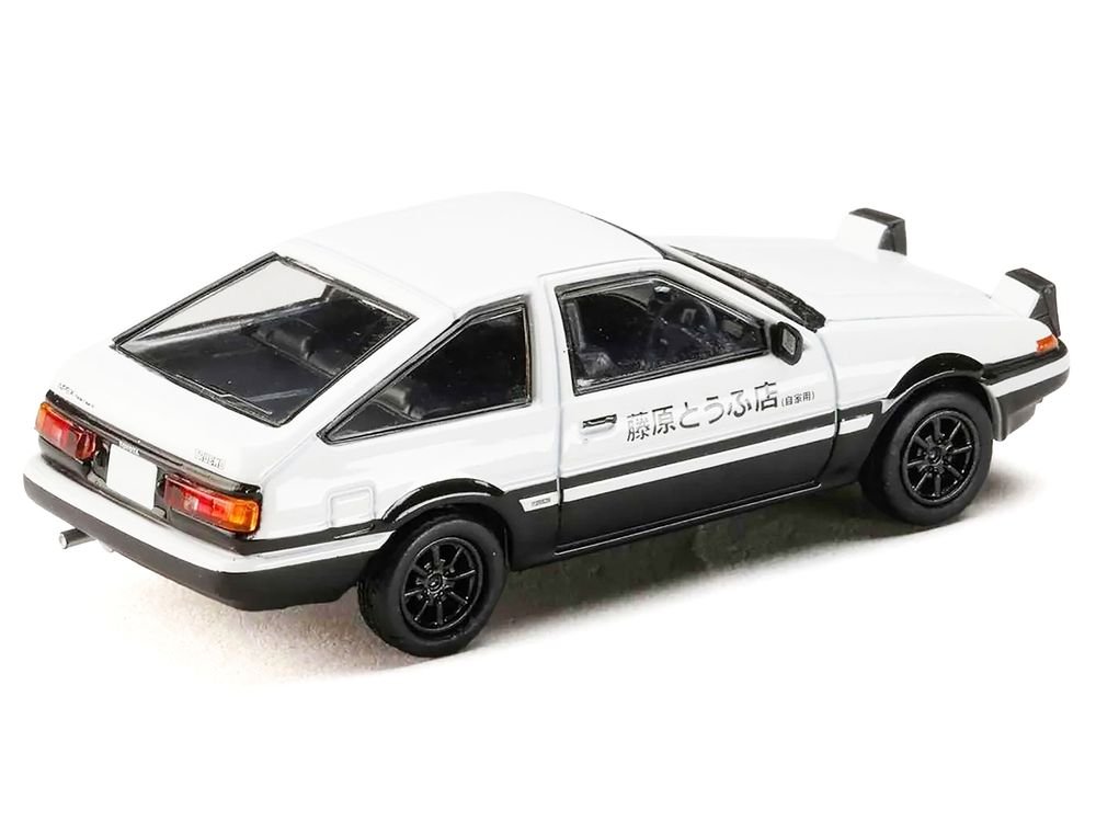 Toyota Sprinter Trueno (AE86) RHD (Right Hand Drive) White with Black Stripes "Takumi Fujiwara VS Takeshi Nakazato - Initial D" (1995-2013) Manga with Collectible Cards "Diorama Set Series" 1/64 Diecast Model Car by Hobby Japan view 3
