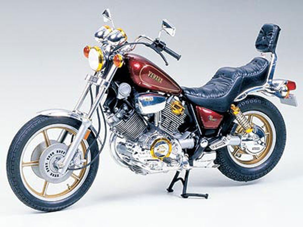 Model Kit Yamaha Virago XV1000 Motorcycle 1/12 Scale Model by Tamiya view 2