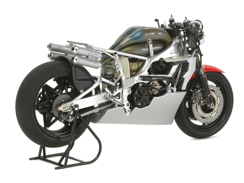 Model Kit Honda NSR500 Motorcycle "500cc Road Racing World Championship" (1983) 1/12 Scale Model by Tamiya view 4