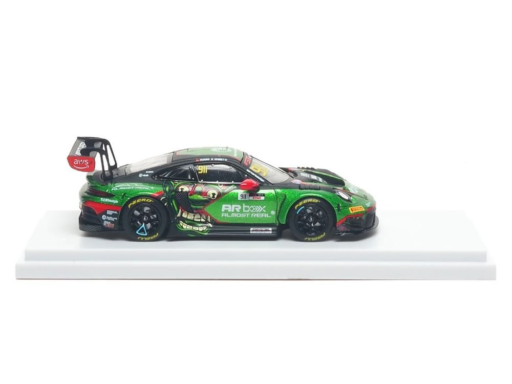 Porsche 911 GT3 R (992) #911 Alessandro Ghiretti - Huang Ruohan "Absolute Racing" "GT World Challenge Asia - Mandalika" (2026)  1/64 Diecast Model Car by Almost Real view 2