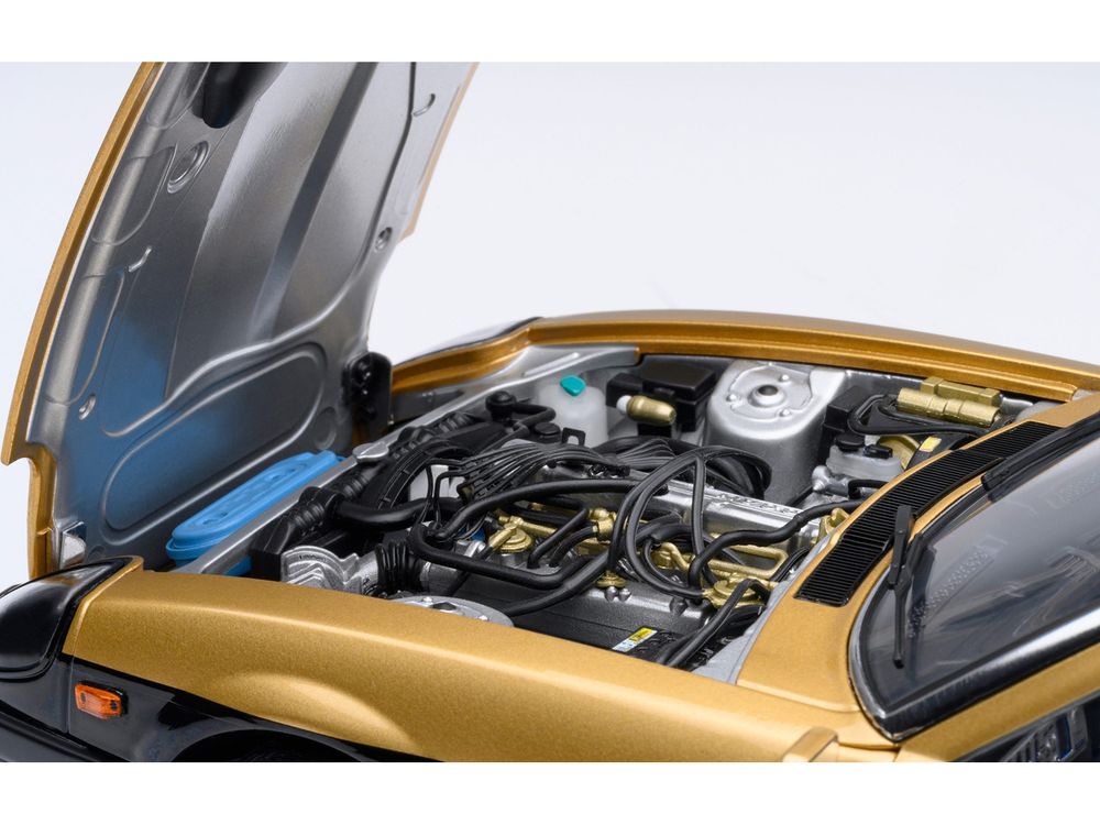 Nissan Fairlady Z (S130) RHD (Right Hand Drive) "Super Z" Gold Metallic and Black "Seibu Keisatsu" (1979-1984) TV Series 1/18 Model Car by Autoart view 4