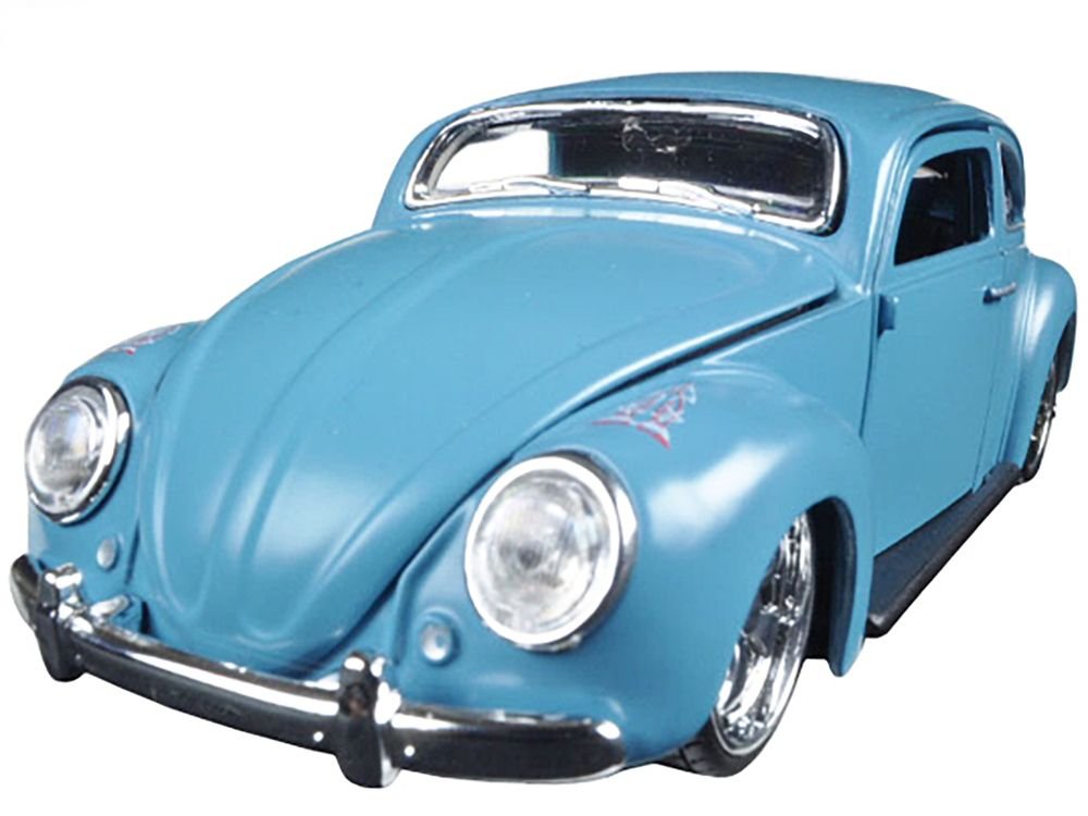 Volkswagen Beetle Blue "Outlaws" 1/24 Diecast Model Car by Maisto view 2