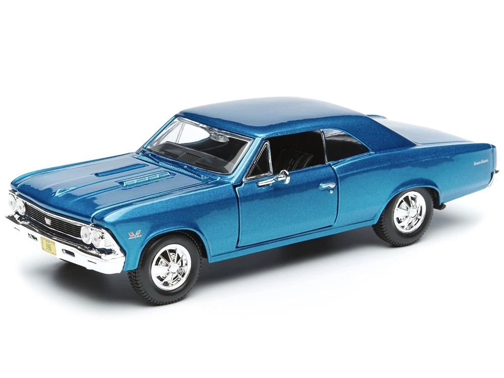 1966 Chevrolet Chevelle SS 396 Blue Metallic 1/24 Diecast Model Car by Maisto view 2