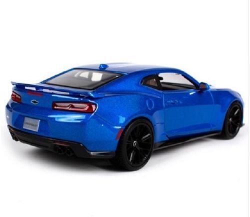 2017 Chevrolet Camaro ZL1 Blue Metallic 1/24 Diecast Model Car by Maisto view 3
