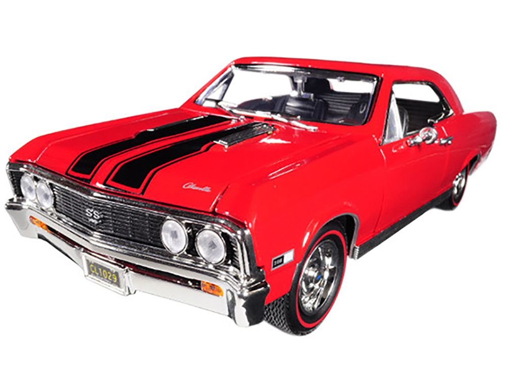 1967 Chevrolet Chevelle SS 396 Red with Black Stripes 1/18 Diecast Model Car by Motormax view 2