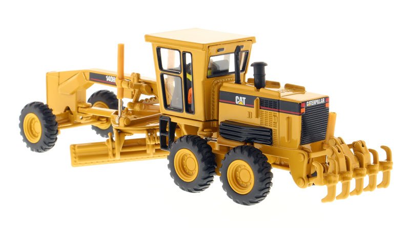 Cat Caterpillar 140H Motor Grader with Operator "Core Classics Series" 1/50 Diecast Model by Diecast Masters view 3