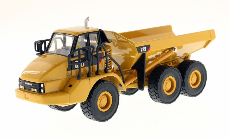 CAT Caterpillar 725 Articulated Truck with Operator "Core Classics Series" 1/50 Diecast Model by Diecast Masters view 2