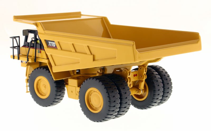 CAT Caterpillar 777D Off Highway Dump Truck with Operator "Core Classics Series" 1/50 Diecast Model by Diecast Masters view 3