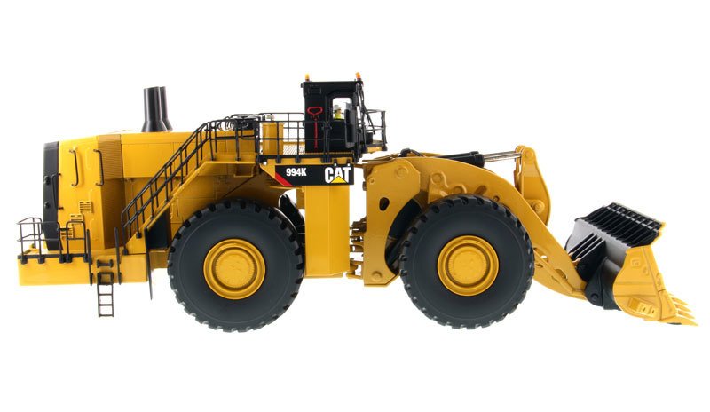CAT Caterpillar 994K Wheel Loader with Rock Bucket and Operator "Core Classics" Series 1/50 Diecast Model  by Diecast Masters view 2