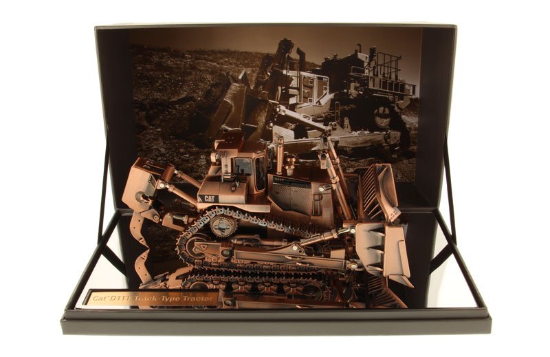 CAT Caterpillar D11T Track Type Tractor Dozer "Commemorative Series" 1/50 Diecast Model  by Diecast Masters view 3