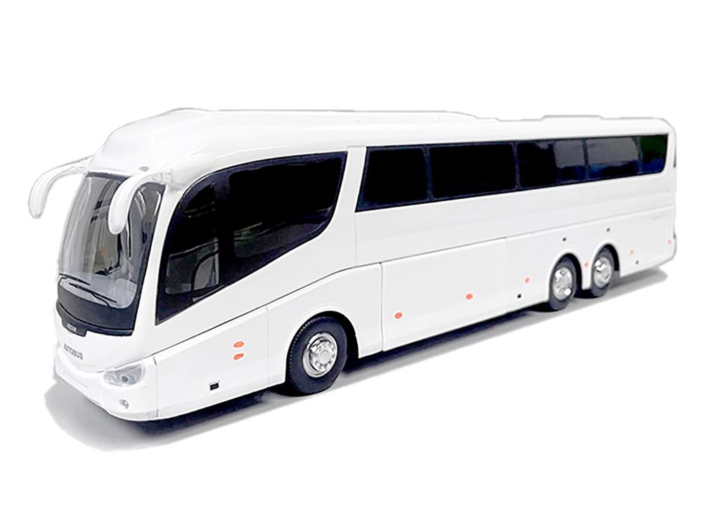 Super Coach Autobus White 1/50 Diecast Model by Cararama view 2