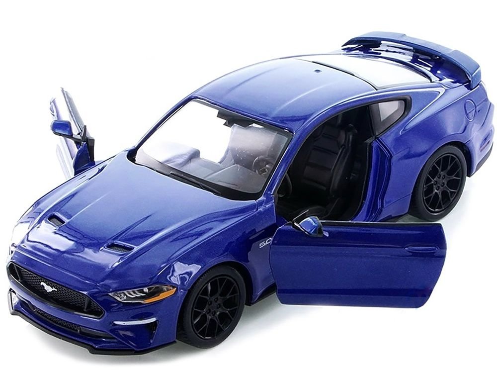 2018 Ford Mustang GT 5.0 Blue with Black Wheels 1/24 Diecast Model Car by Motormax view 3