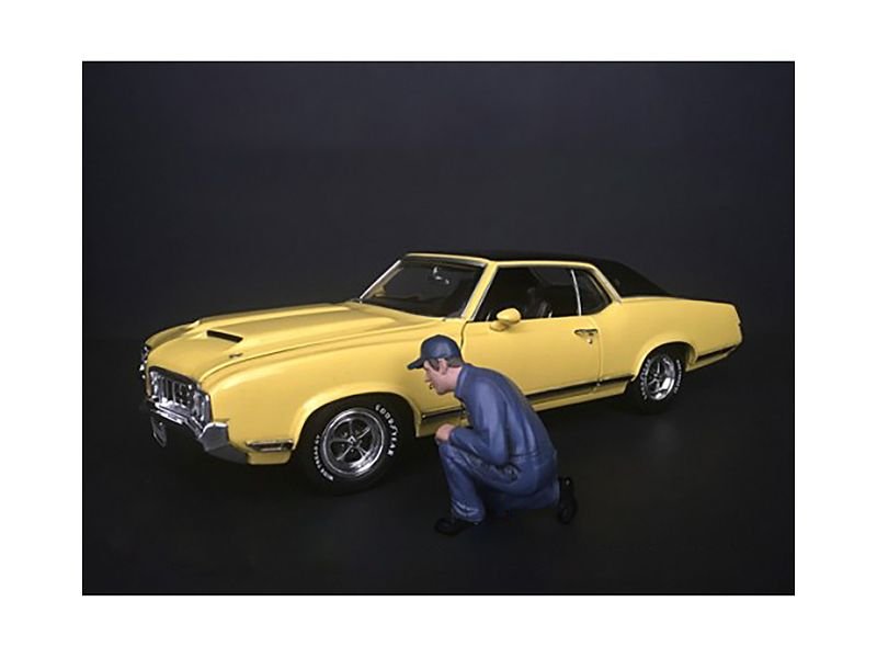 Mechanic Juan with Lug Wrench Figurine for 1/24 Scale Models by American Diorama view 2