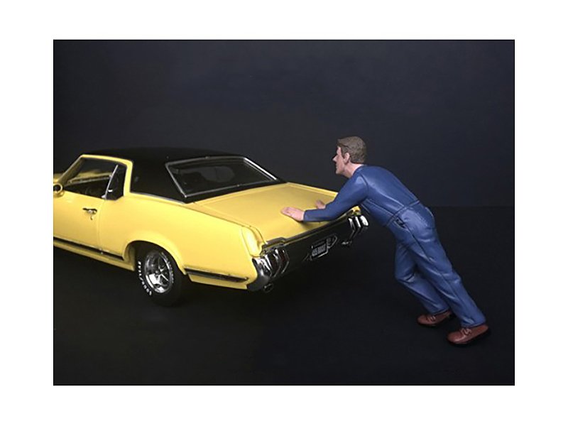 Mechanic Darwin Pushing a Car Figurine for 1/24 Scale Models by American Diorama view 3