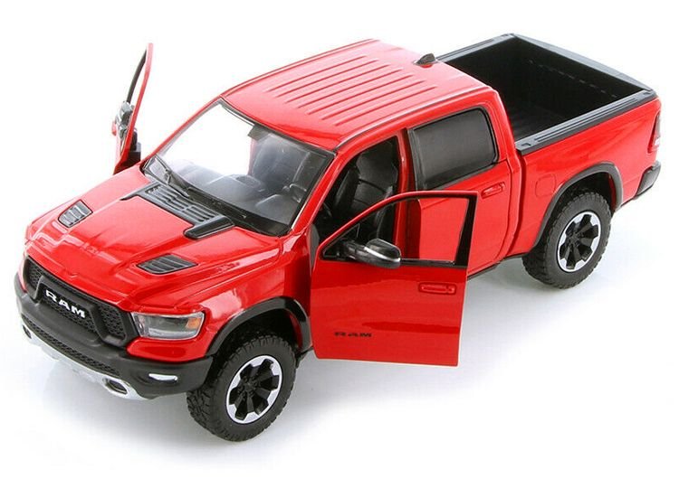 2019 RAM 1500 Rebel Crew Cab Pickup Truck Red 1/24 Diecast Model Car by Motormax view 2
