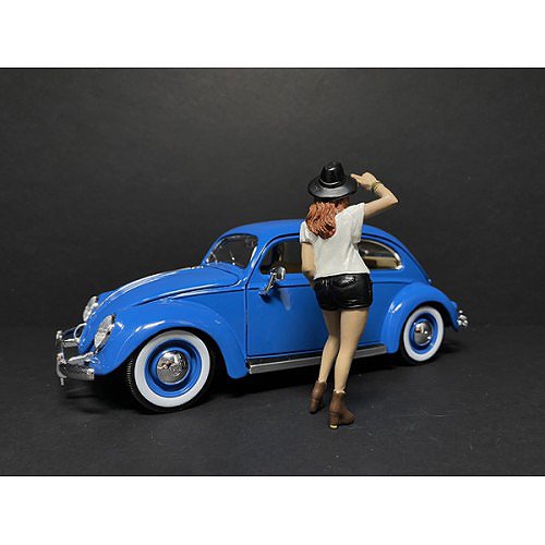 "Partygoers" Figurine I for 1/24 Scale Models by American Diorama view 2