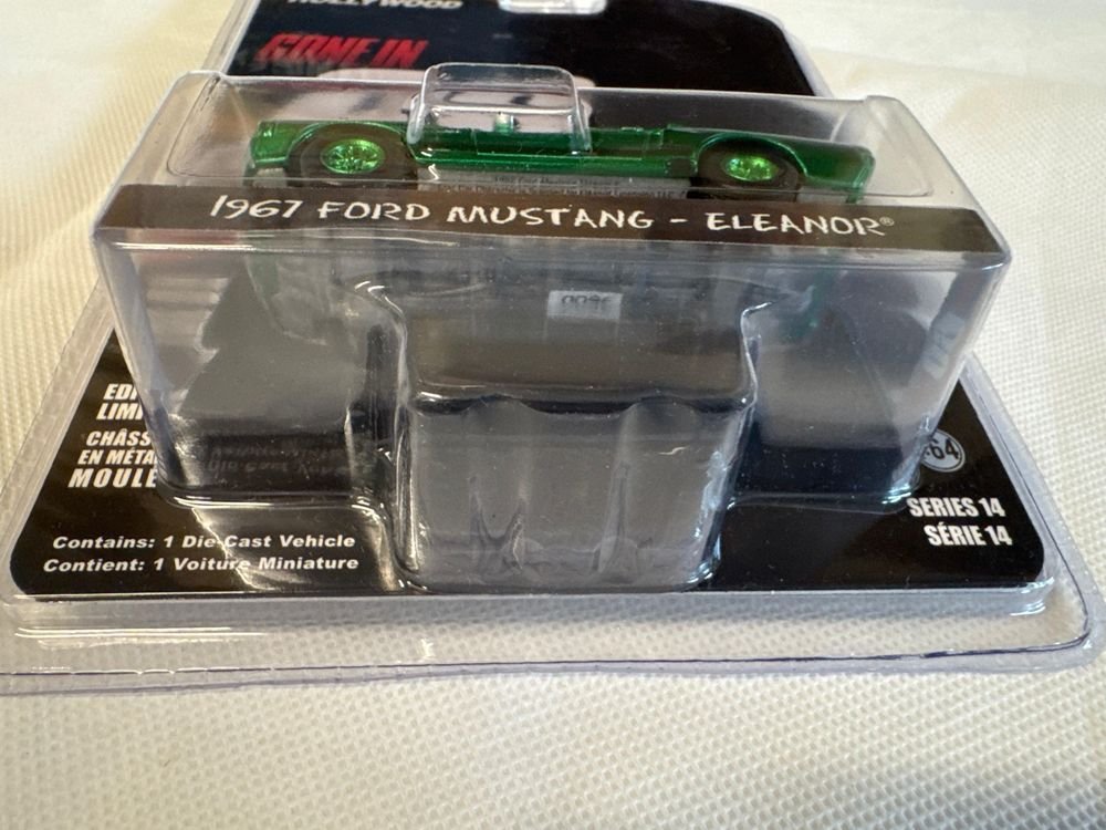 Eleanor - 1967 Ford Mustang Hard Top - 1:64 scale diecast car (GREEN) view 3