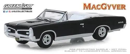 Greenlight - 1-64 Hollywood 24 - 1967 Pontiac GTO Convertible - MacGyver