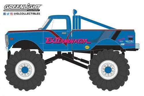 Greenlight - Kings of Crunch Series 2 - 1-64 Kings of Crunch 2 - 1972 Chevy K-10 view 3