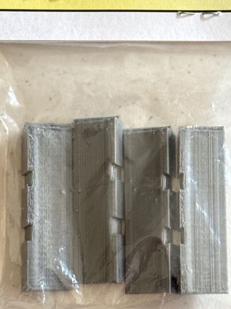 3-D to scale 164 Scale Highway barriers view 2