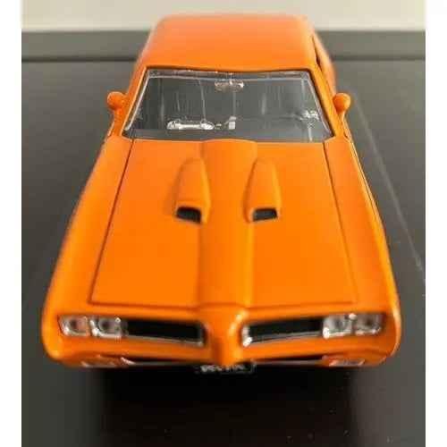 Jada 1969 Pontiac GTO Judge - Diecast view 5