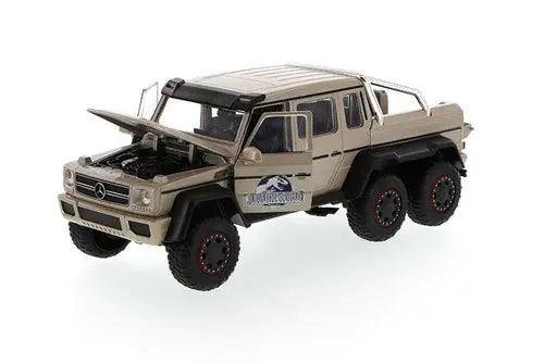 Jurassic World - Mercedes Benz G 63 AMG 6 x 6 SUV/Pick-up Truck view 4