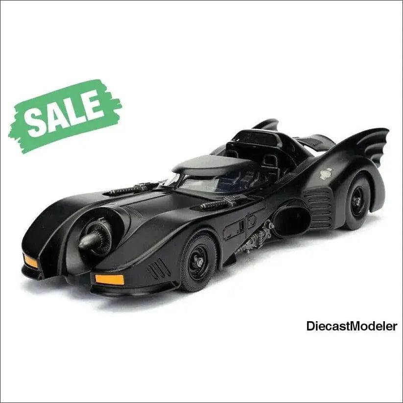 1989 Batman Returns Batmobile™ 1:24 scale, diecast model car view 2